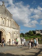 Visites guidées de la Bastide de Saint-Aulaye Office de Tourisme du Pays de Saint Aulaye